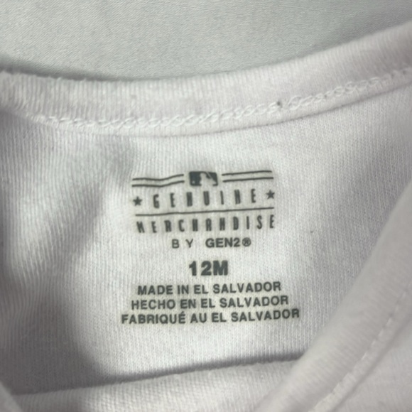 12M New York Yankees Baseball onesie - Picture 4 of 4